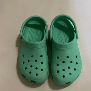 CROCS GREENISH COLOR. Size 6